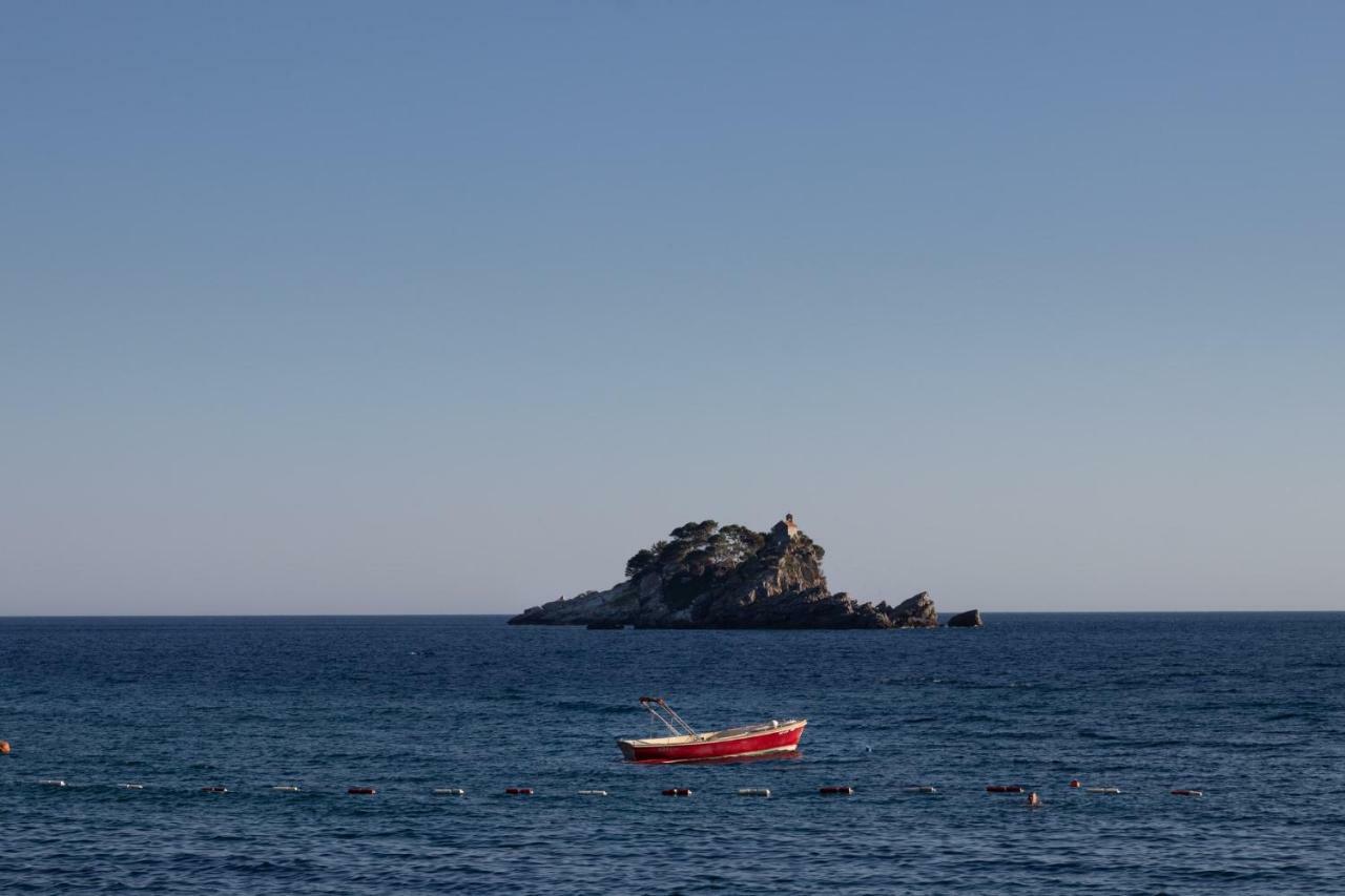 Adriatrek Bed & Breakfast Petrovac Εξωτερικό φωτογραφία